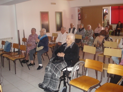 Dias 11 e 25/10/2013 &ndash; Visualiza&ccedil;&atilde;o do Filme &ldquo;Quem se Importa&rdquo; de Mara Mour&atilde;o